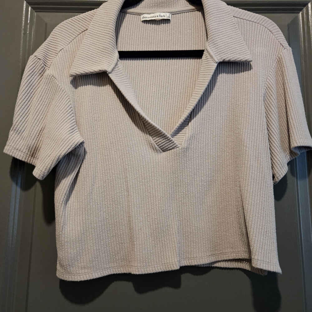 Abercrombie & Fitch Cream Ribbed Crop Top